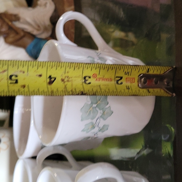 Cup - Picture 4 of 5